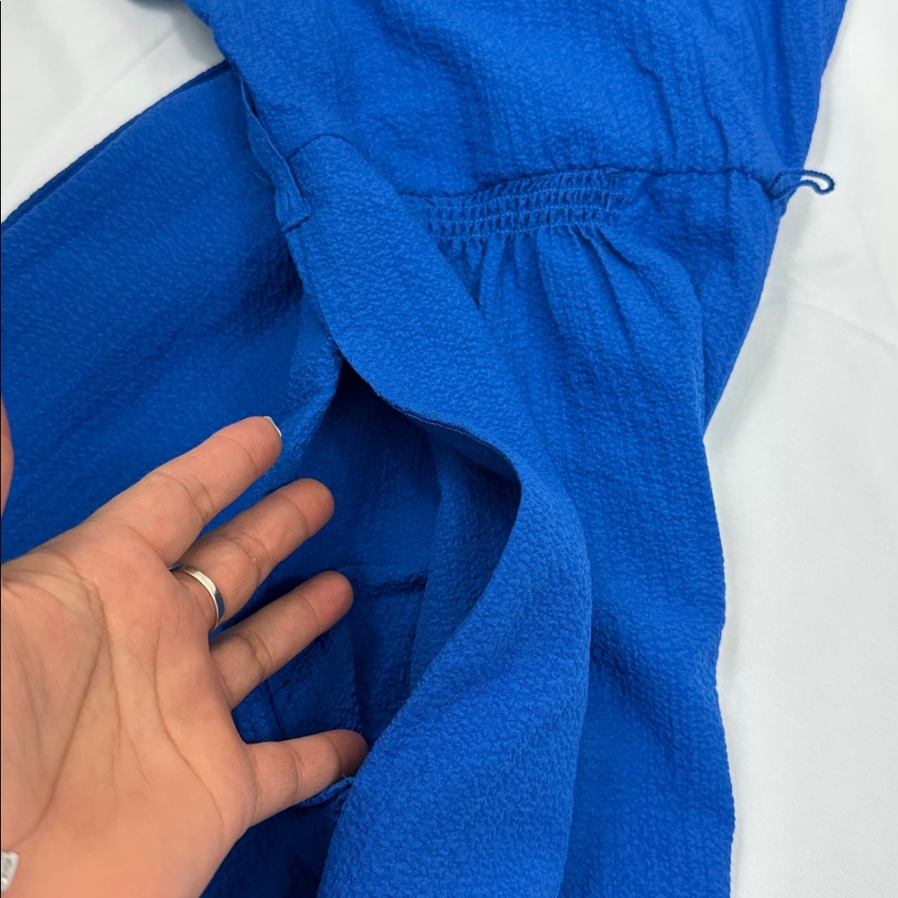 Calvin Klein Cobalt Blue Flutter-Sleeve Jumpsuit Sz 8 - Picture 11 of 11